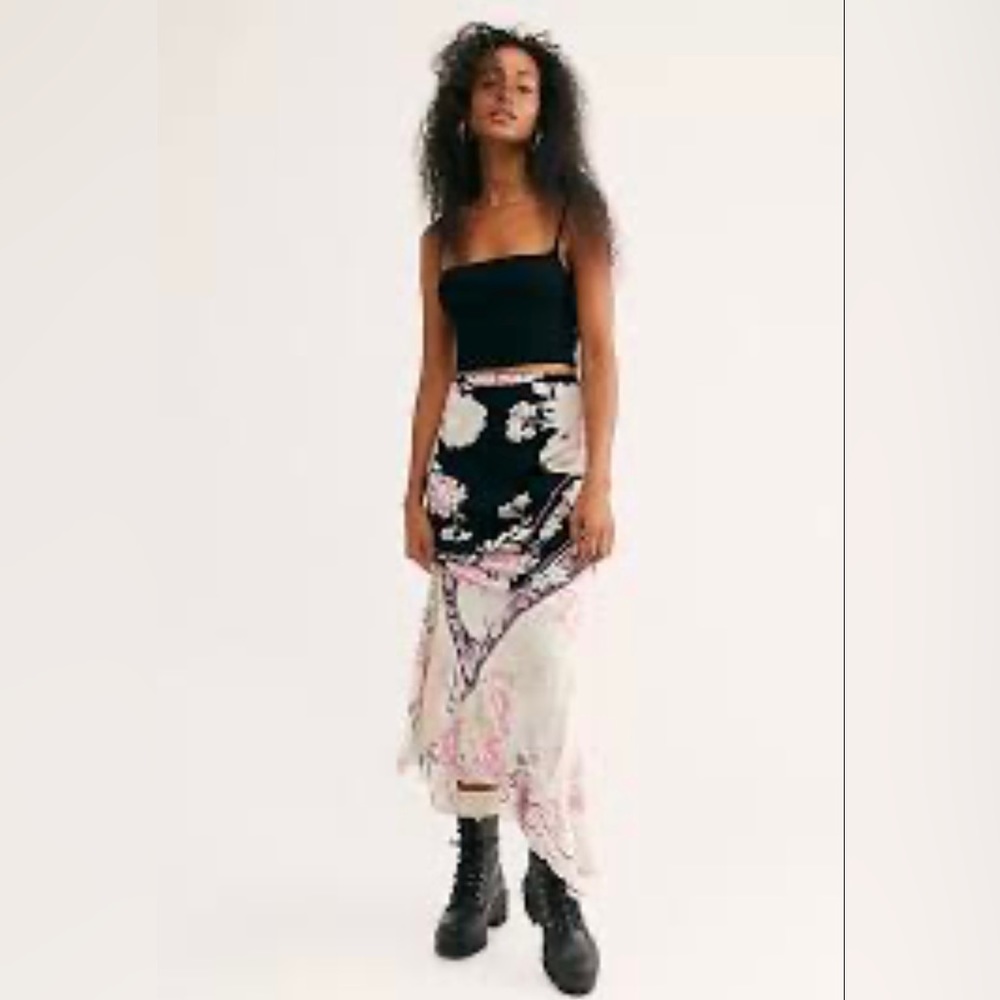 Free people. Worn once 😵‍💫 Boho scarf print maxi skirt